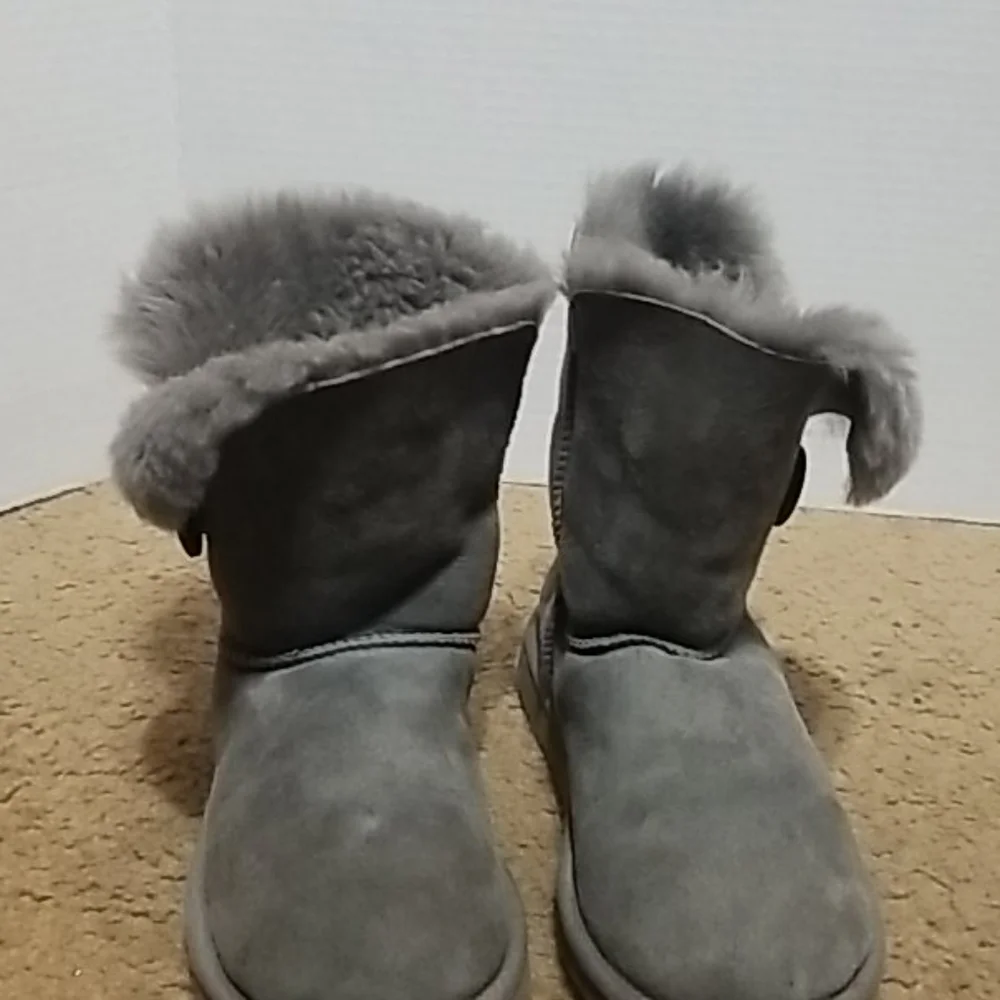 UGG W5/6‎ Bailey Button boots